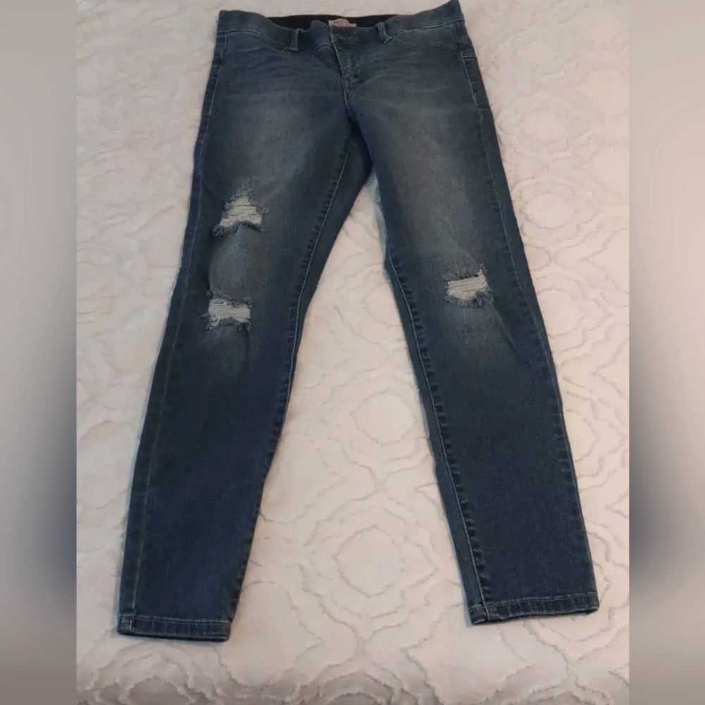 Juicy Couture Distressed Skinny Jeans